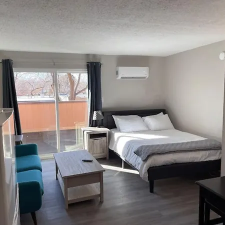 Modern Studio - Near Unm, Nob Hill And Downtown